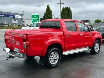 Toyota Hilux 2014 photo 4