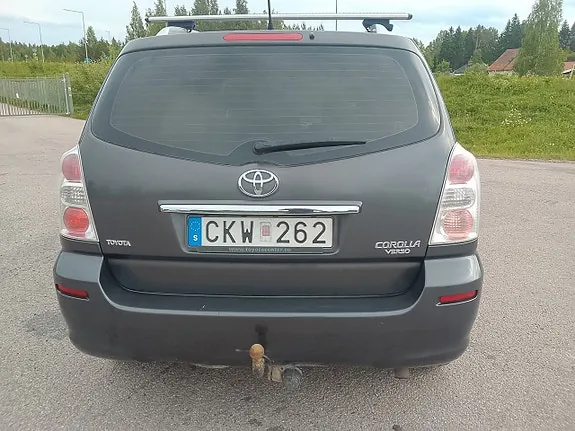 Toyota Corolla Verso 2008 photo 5