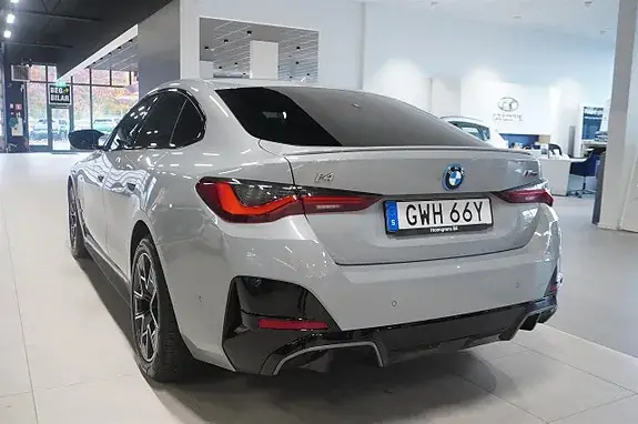 BMW I4 2024 photo 4