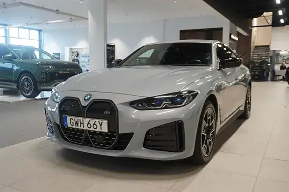BMW I4