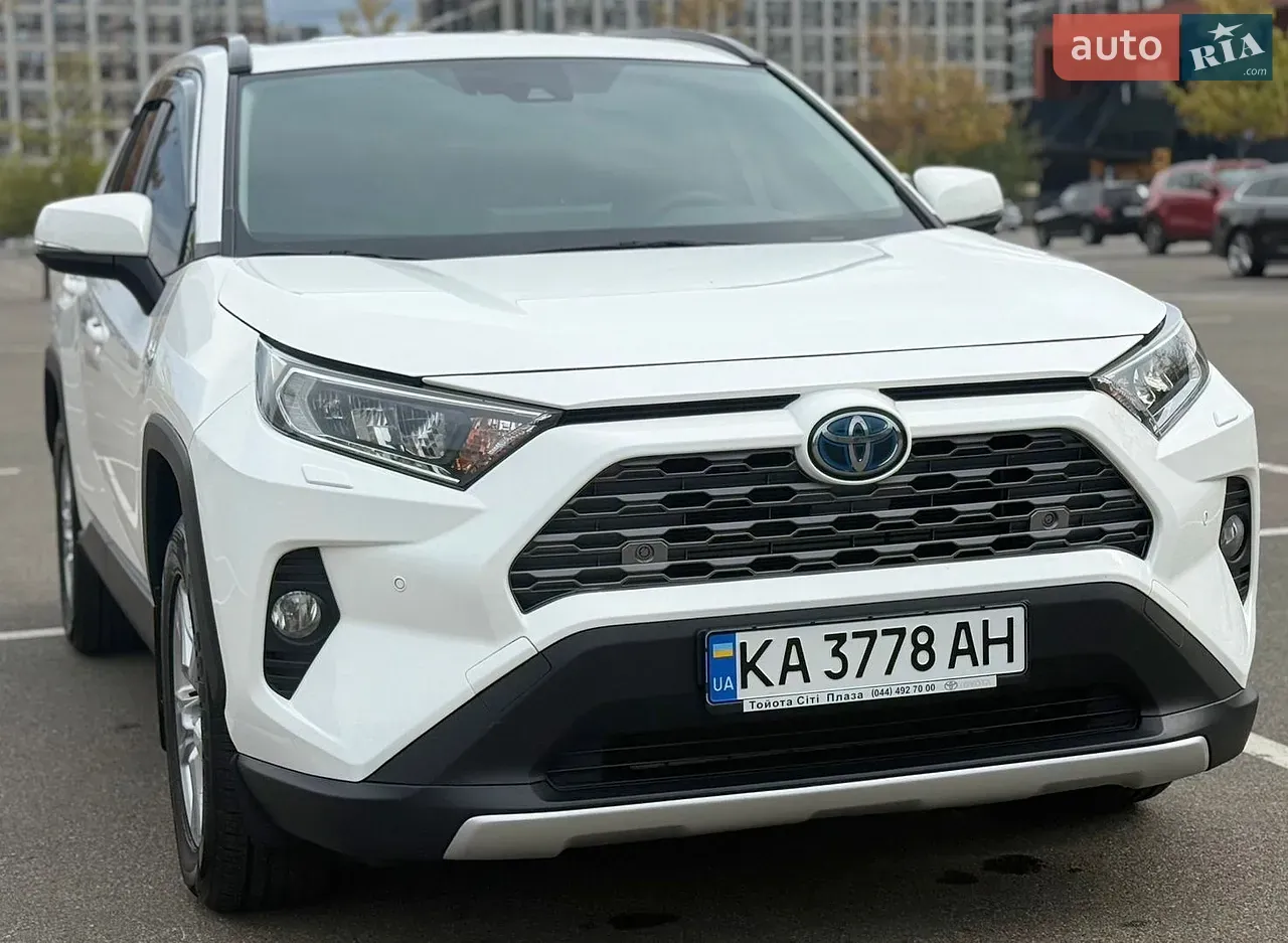 Toyota Rav4 2021 photo 3