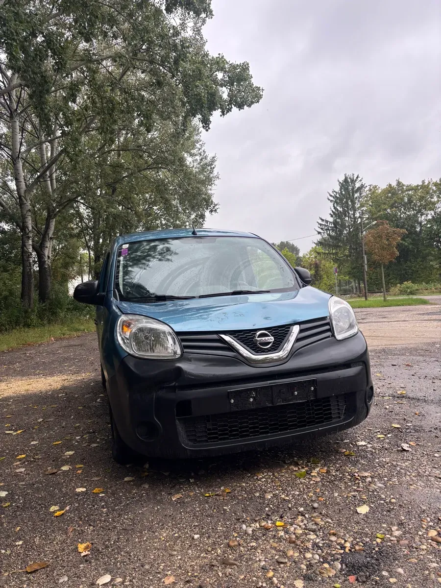 Nissan Nv250