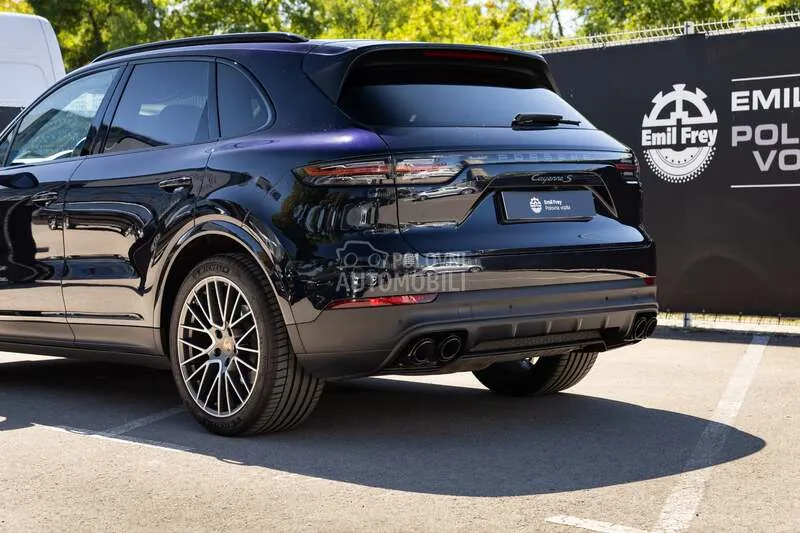 Porsche Cayenne 2023 photo 4