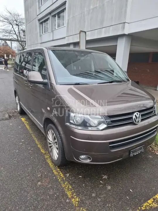 Volkswagen Multivan 2012 photo 2