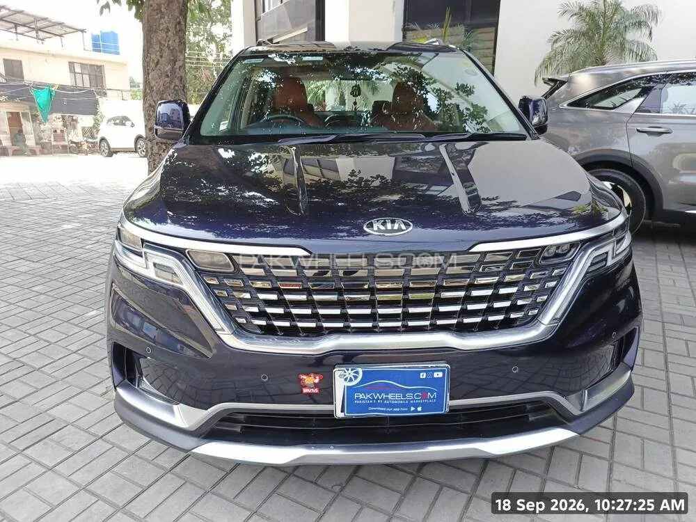 Kia Carnival