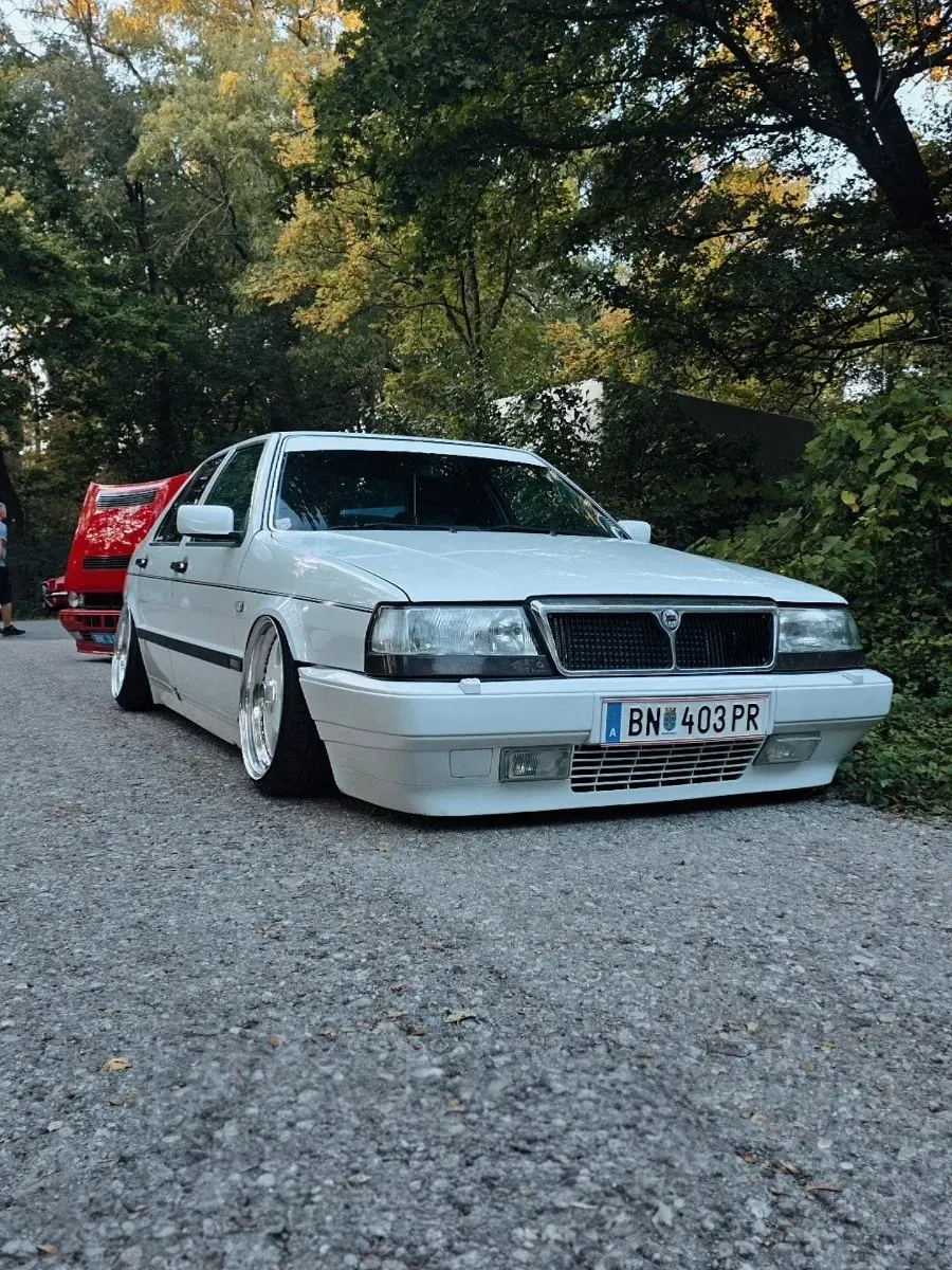 Lancia Thema