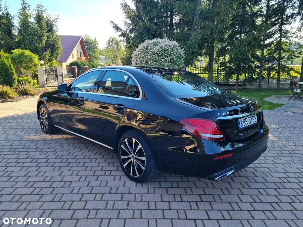 Mercedes-Benz E-Class 2019 photo 4