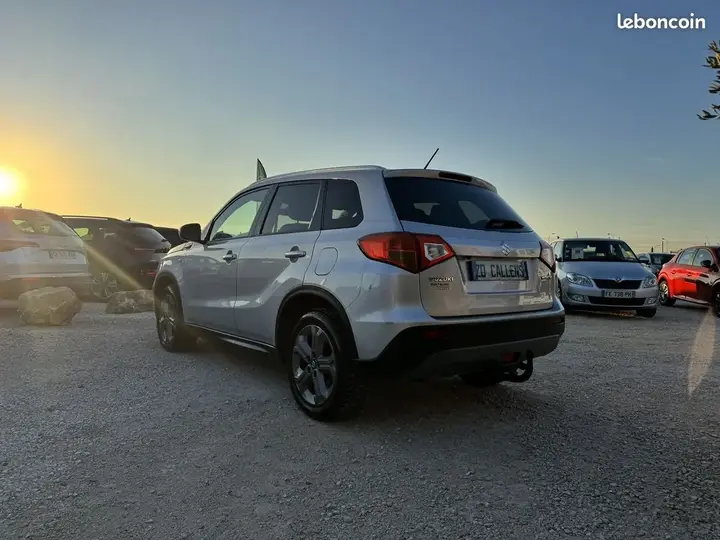 Suzuki Vitara 2015 photo 4