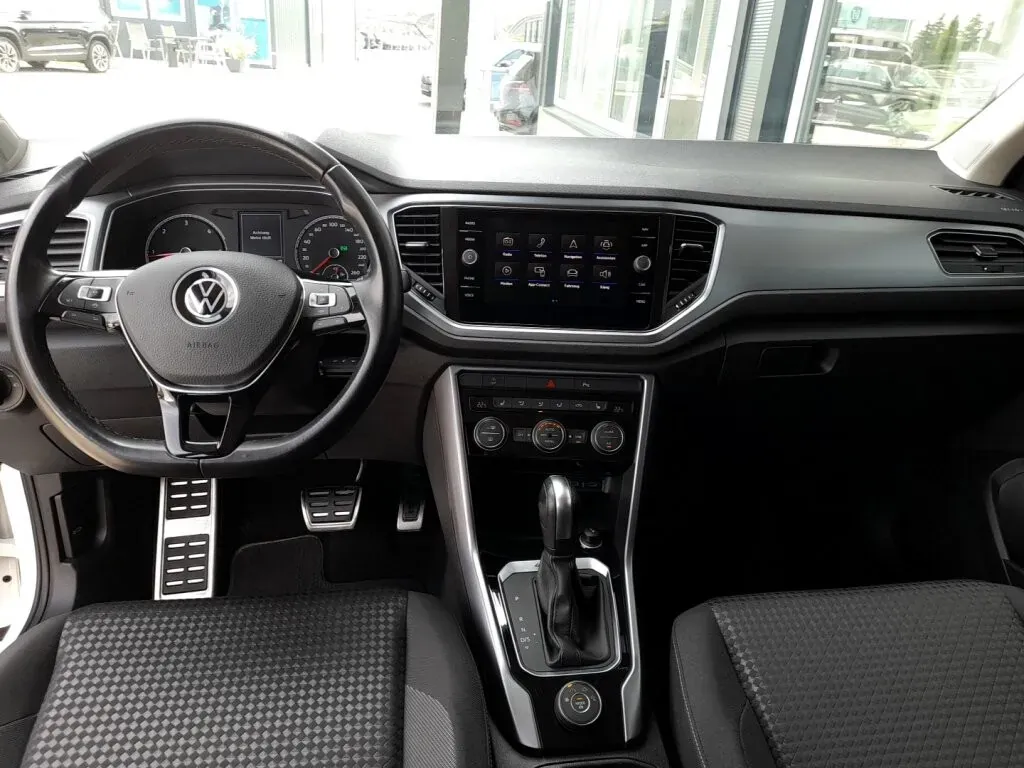 Volkswagen T-Roc 2022 photo 3