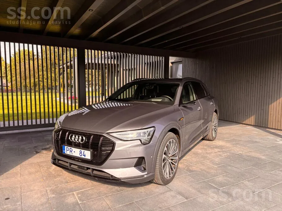 Audi E-Tron