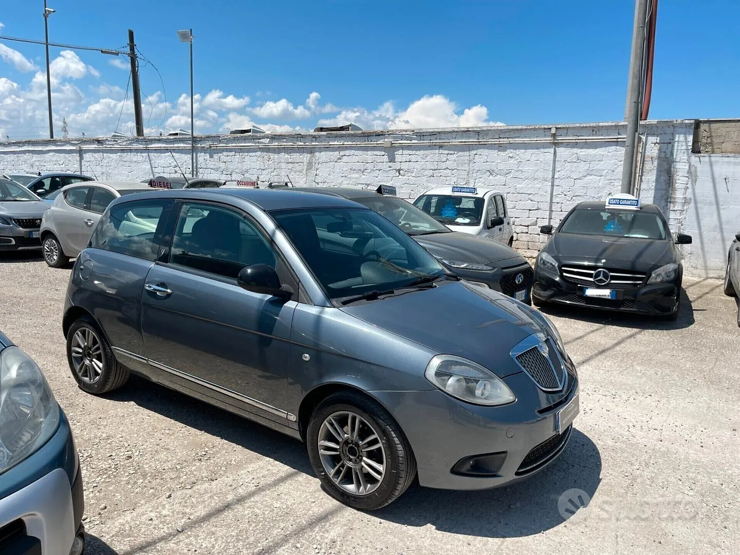 Lancia Ypsilon