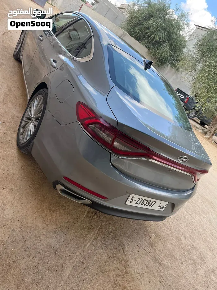 Hyundai Azera 2019 photo 2