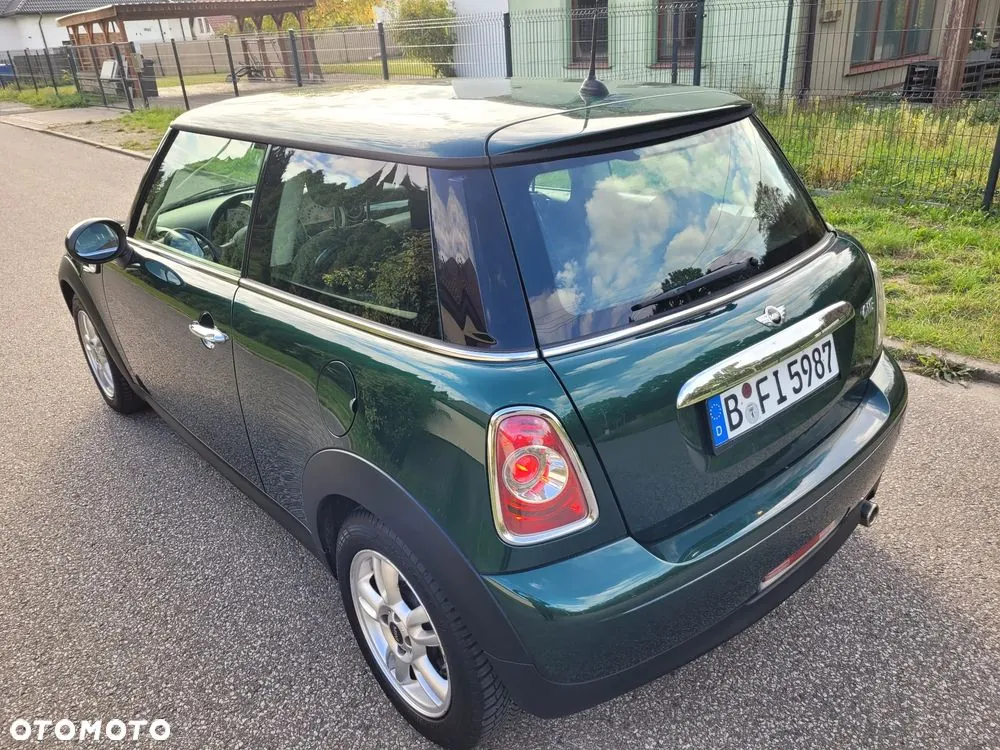 Mini One 2013 photo 3