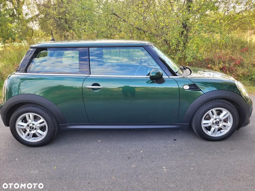 Mini One 2013 photo 5