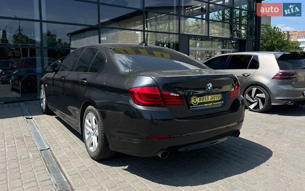 BMW 5 Series 2012 photo 5