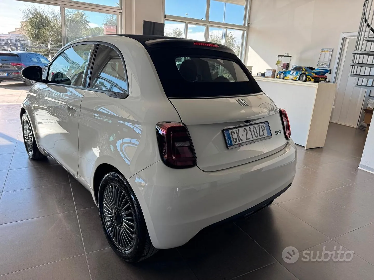 Fiat 500 Icon Cabrio 2022 photo 4