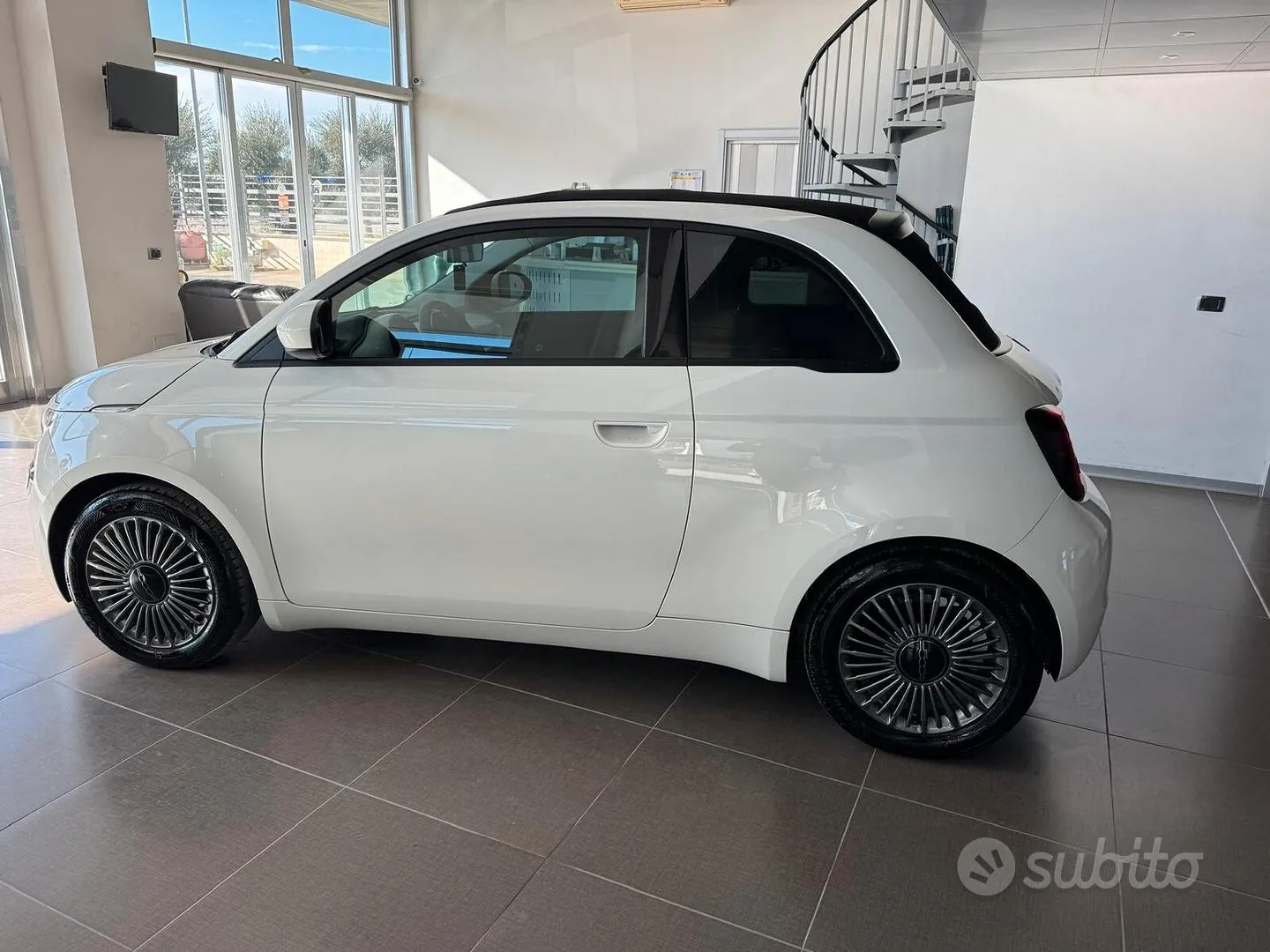 Fiat 500 Icon Cabrio 2022 photo 5