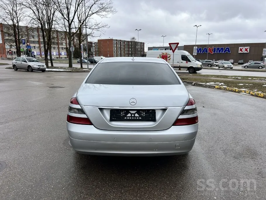 Mercedes-Benz S320 2008 photo 4