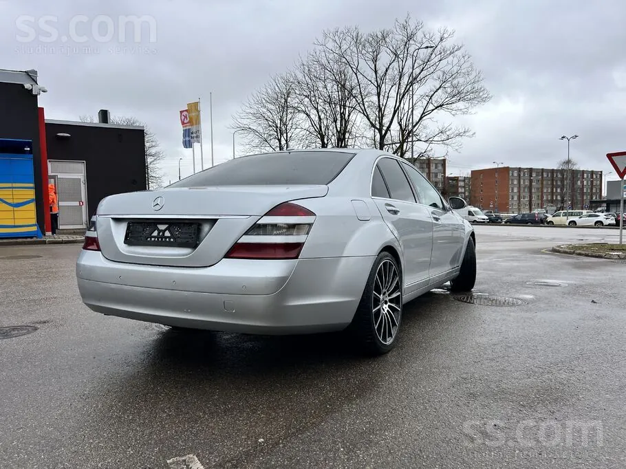 Mercedes-Benz S320 2008 photo 3