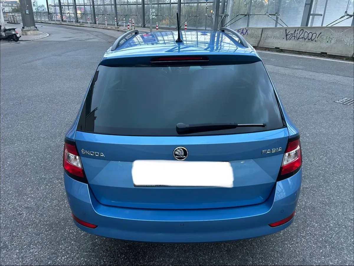 Skoda Fabia 2019 photo 2