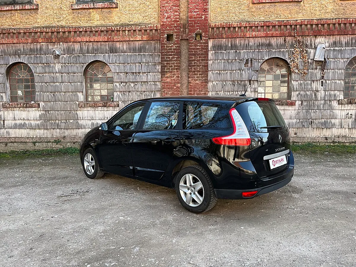 Renault Grand Scenic 2015 photo 3