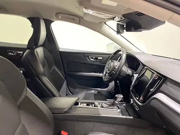 Volvo V60 2019 photo 3