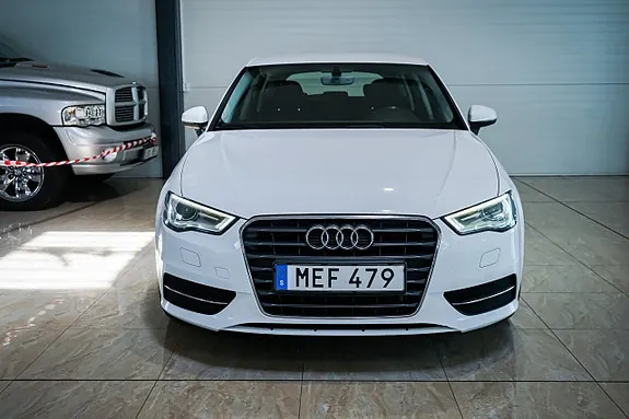 Audi A3 2016 photo 2
