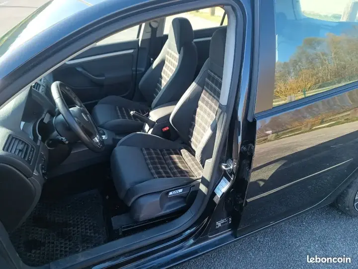 Volkswagen Golf 2006 photo 3