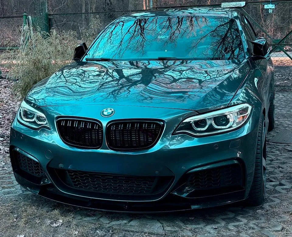 BMW M235