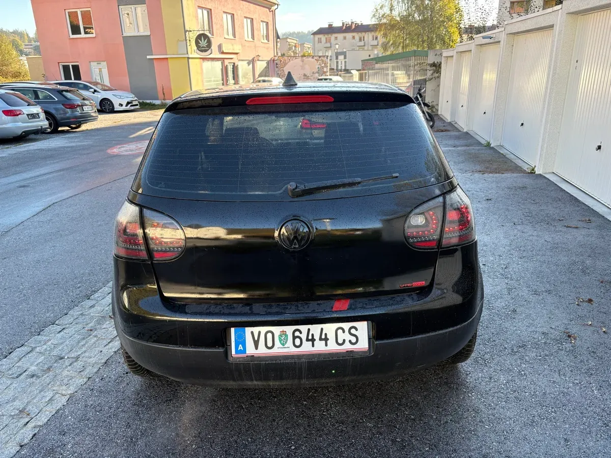Volkswagen Golf 2006 photo 2