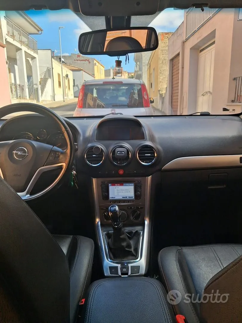 Opel Antara 2012 photo 4