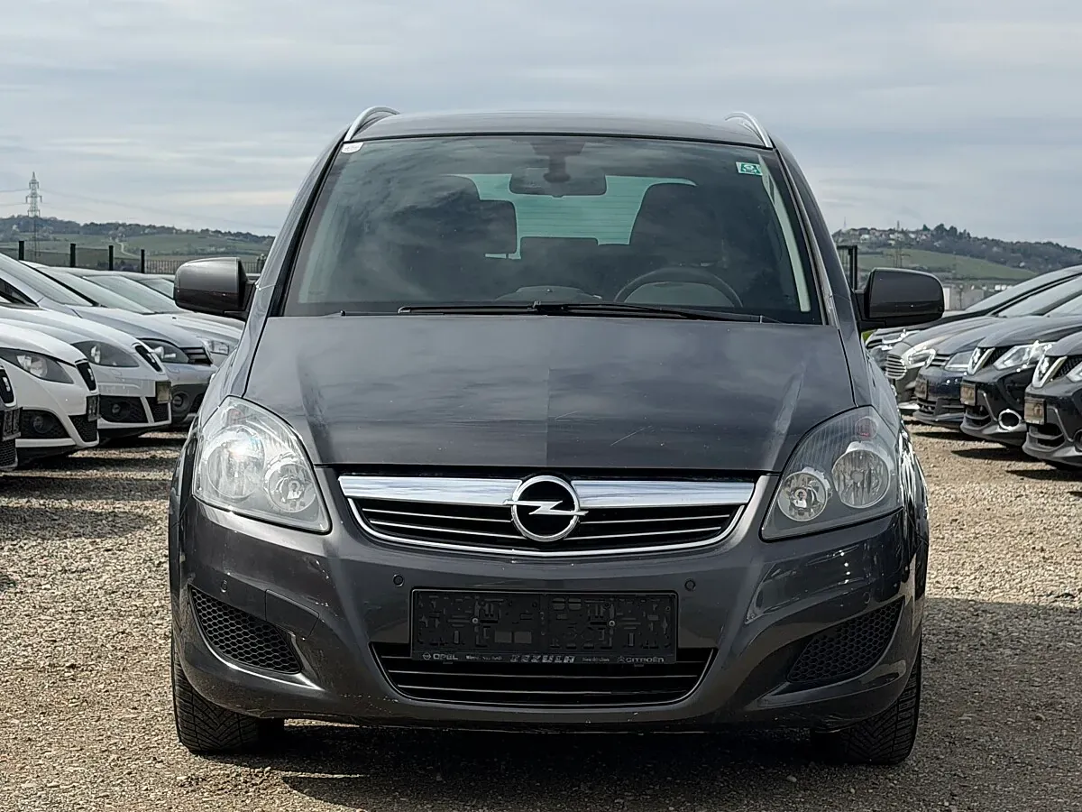 Opel Zafira 2012 photo 2