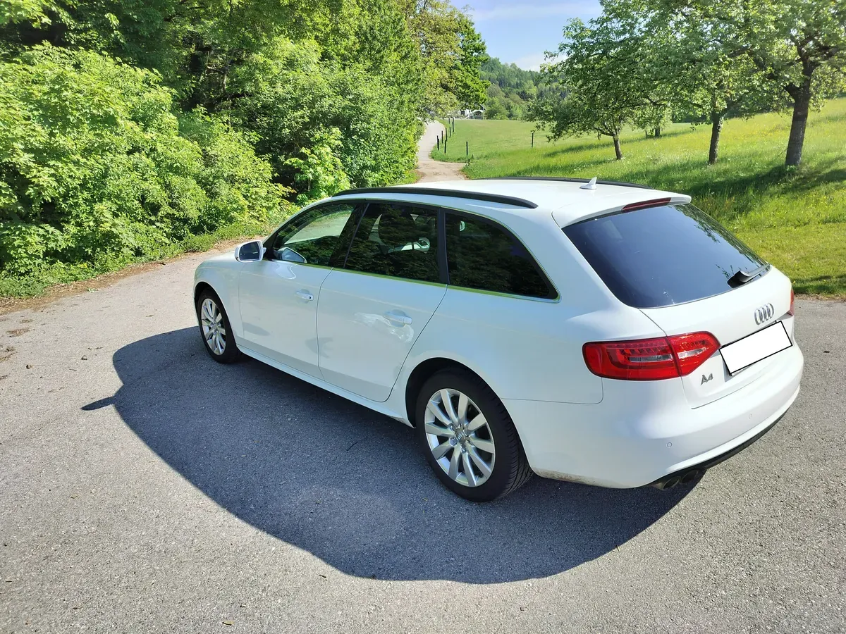Audi A4 2014 photo 3