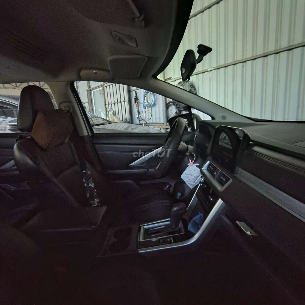 Mitsubishi Xpander 2022 photo 2