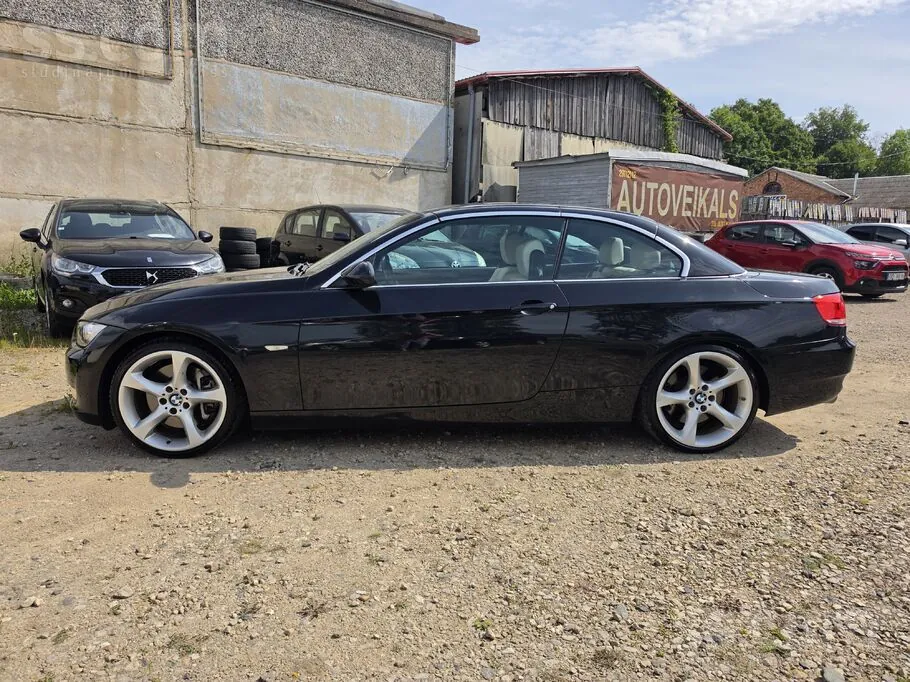 BMW 330 2007 photo 4