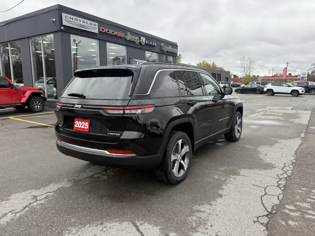 Jeep Grand Cherokee 2025 photo 5