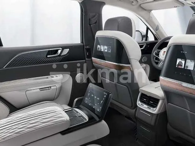 Rolls-Royce Cullinan 2026 photo 5