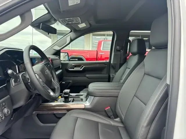 Chevrolet Silverado 1500 2026 photo 2