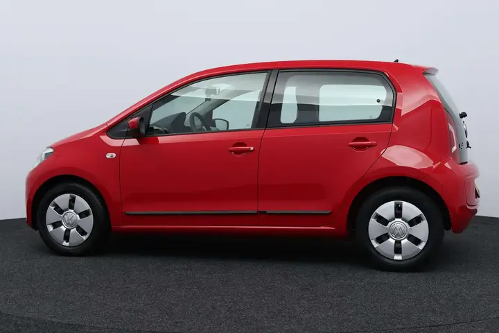 Volkswagen Up 2015 photo 4