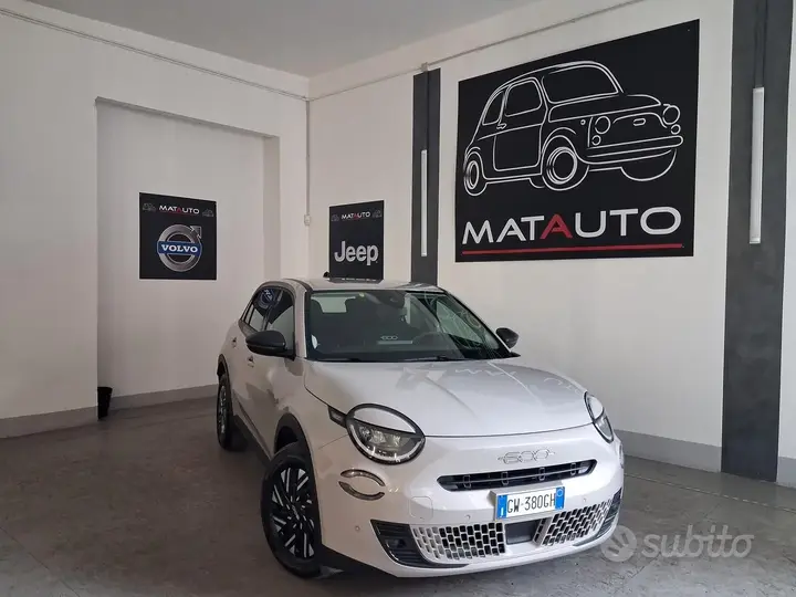 Fiat 600 2024 photo 2