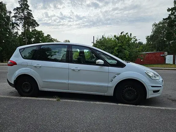 Ford S-Max 2015 photo 4