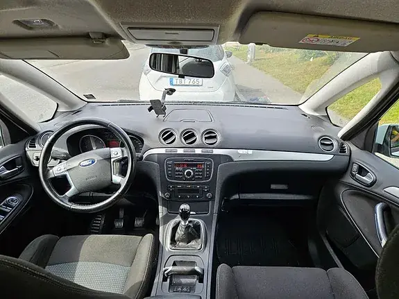 Ford S-Max 2015 photo 5