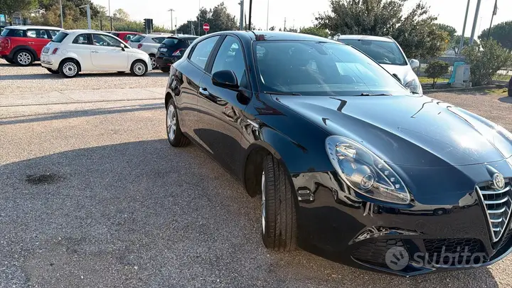 Alfa Romeo Giulietta 2016 photo 3