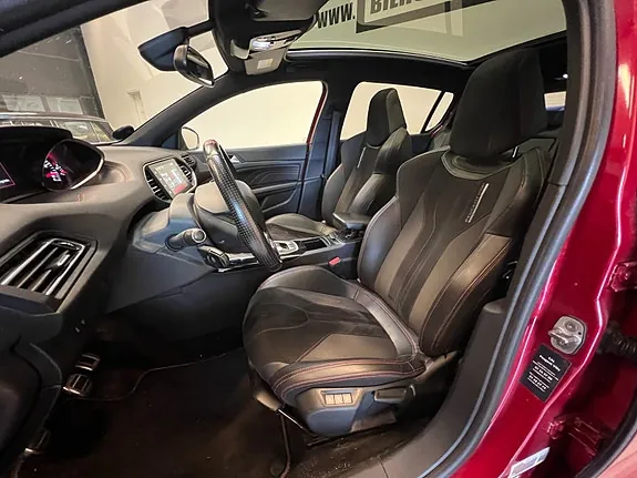Peugeot 308 2015 photo 5