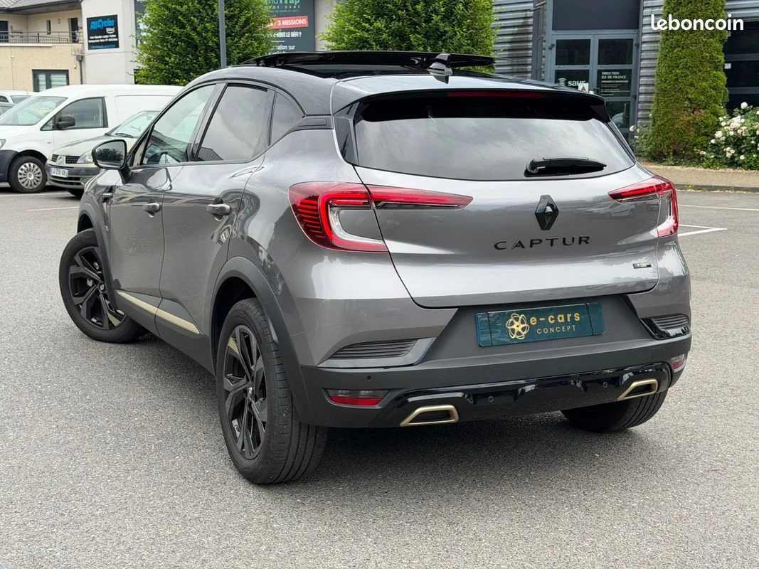 Renault Captur 2022 photo 3