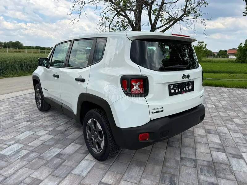 Jeep Renegade 2015 photo 4