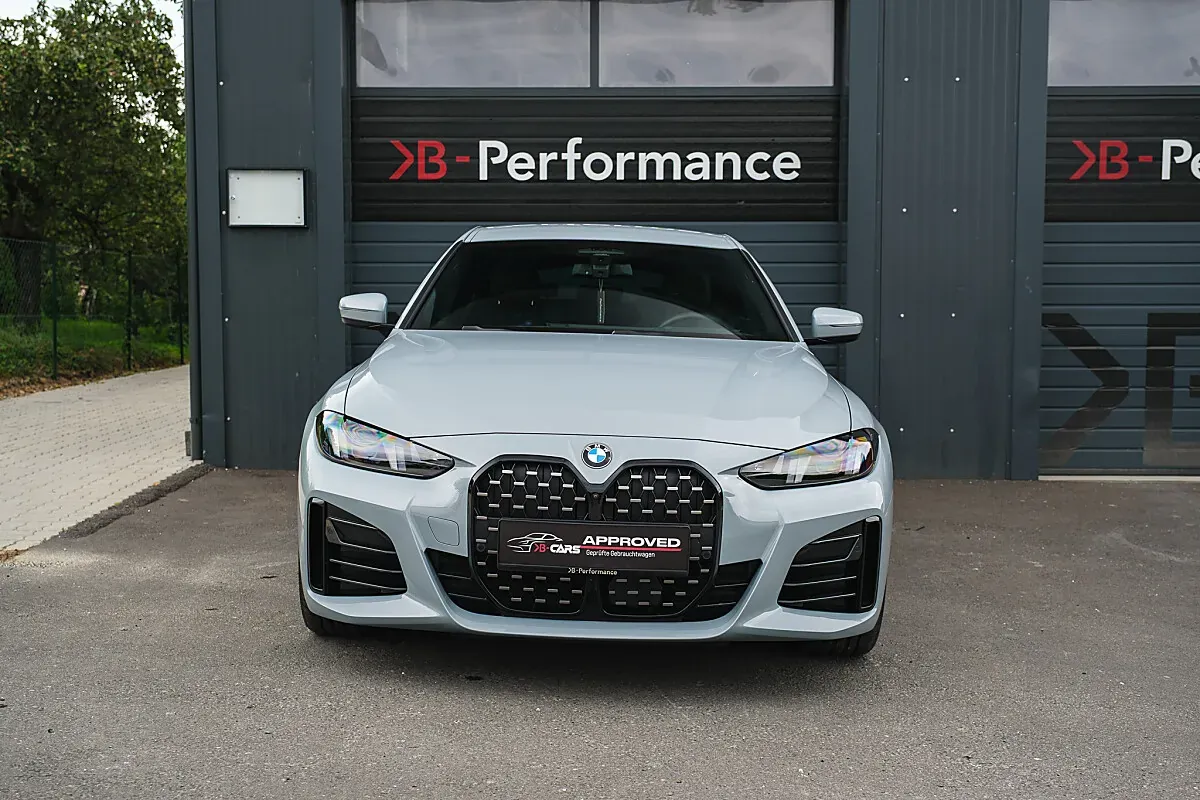 BMW 4 Series 2025 photo 3