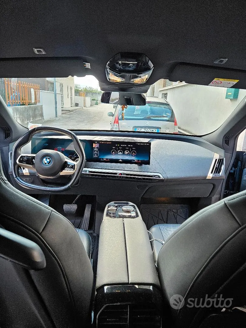 BMW Ix 2022 photo 5