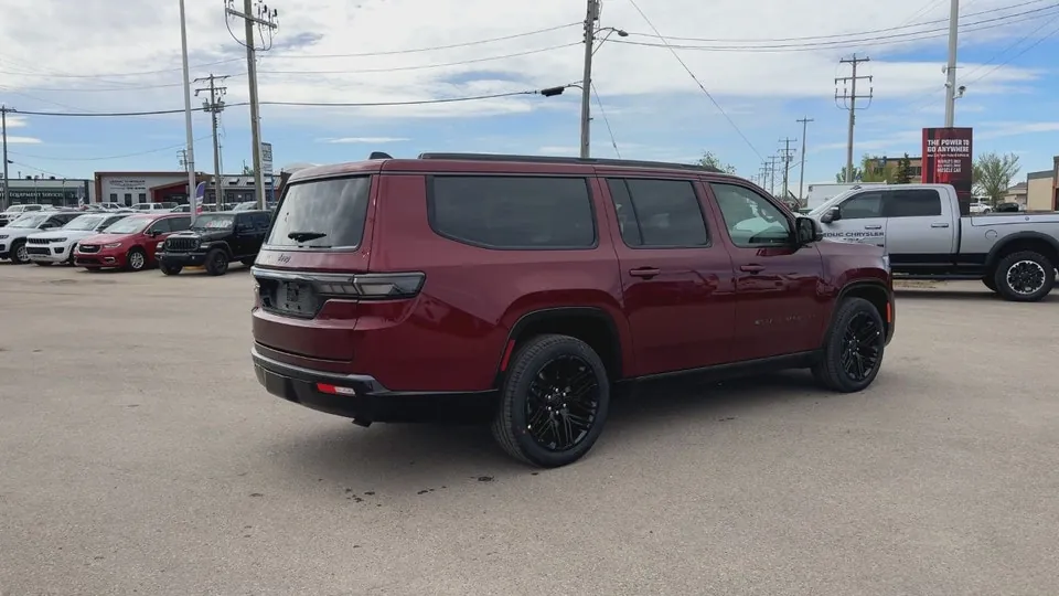 Jeep Grand Wagoneer 2026 photo 5