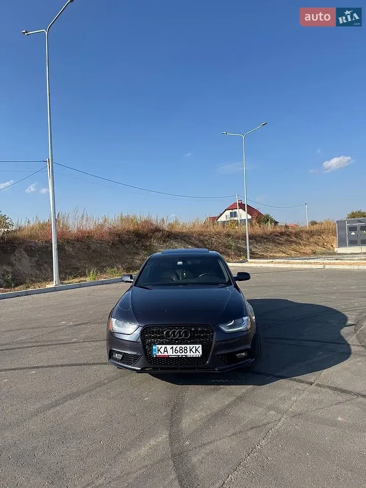 Audi A4 2012 photo 3